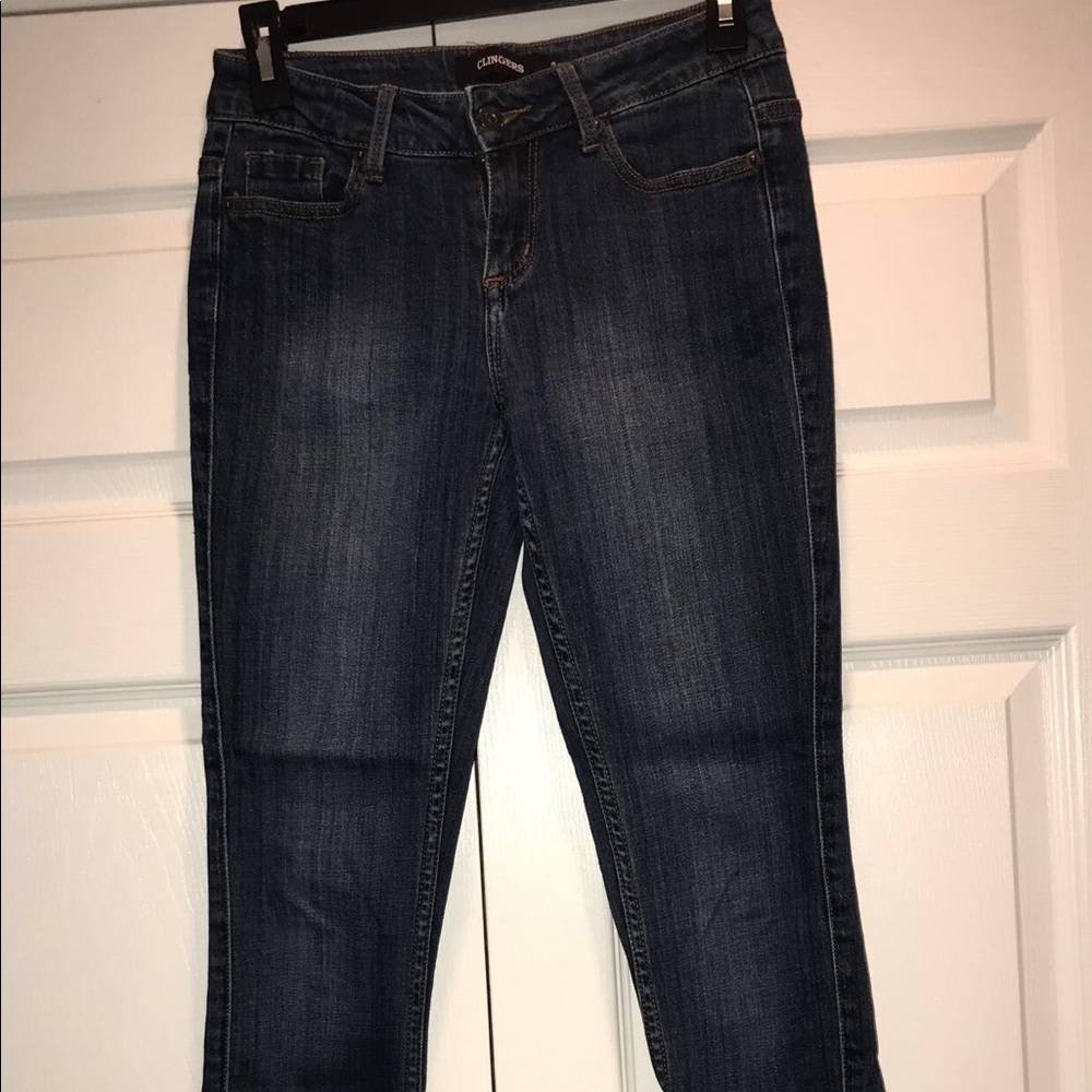 Dark Wash Distressed Ankle Skinny jean